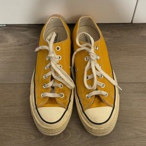 Mustard converse. Size 8.